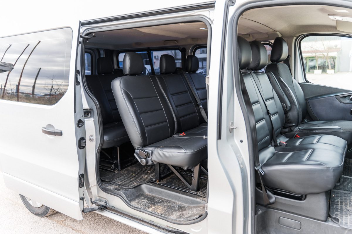 Opel Vivaro 1-10