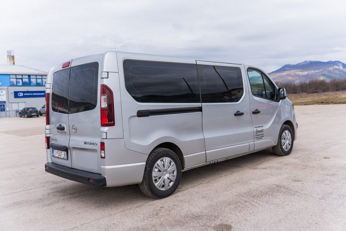 Opel Vivaro 1-6