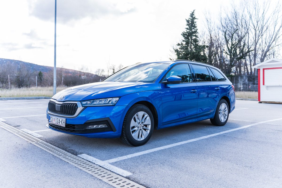 Skoda Octavia 2-2