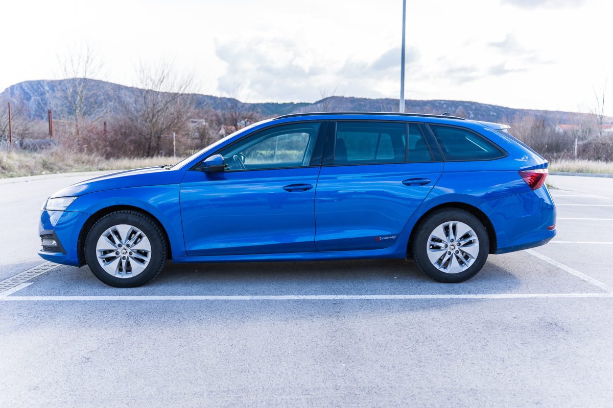 Skoda Octavia 2-3