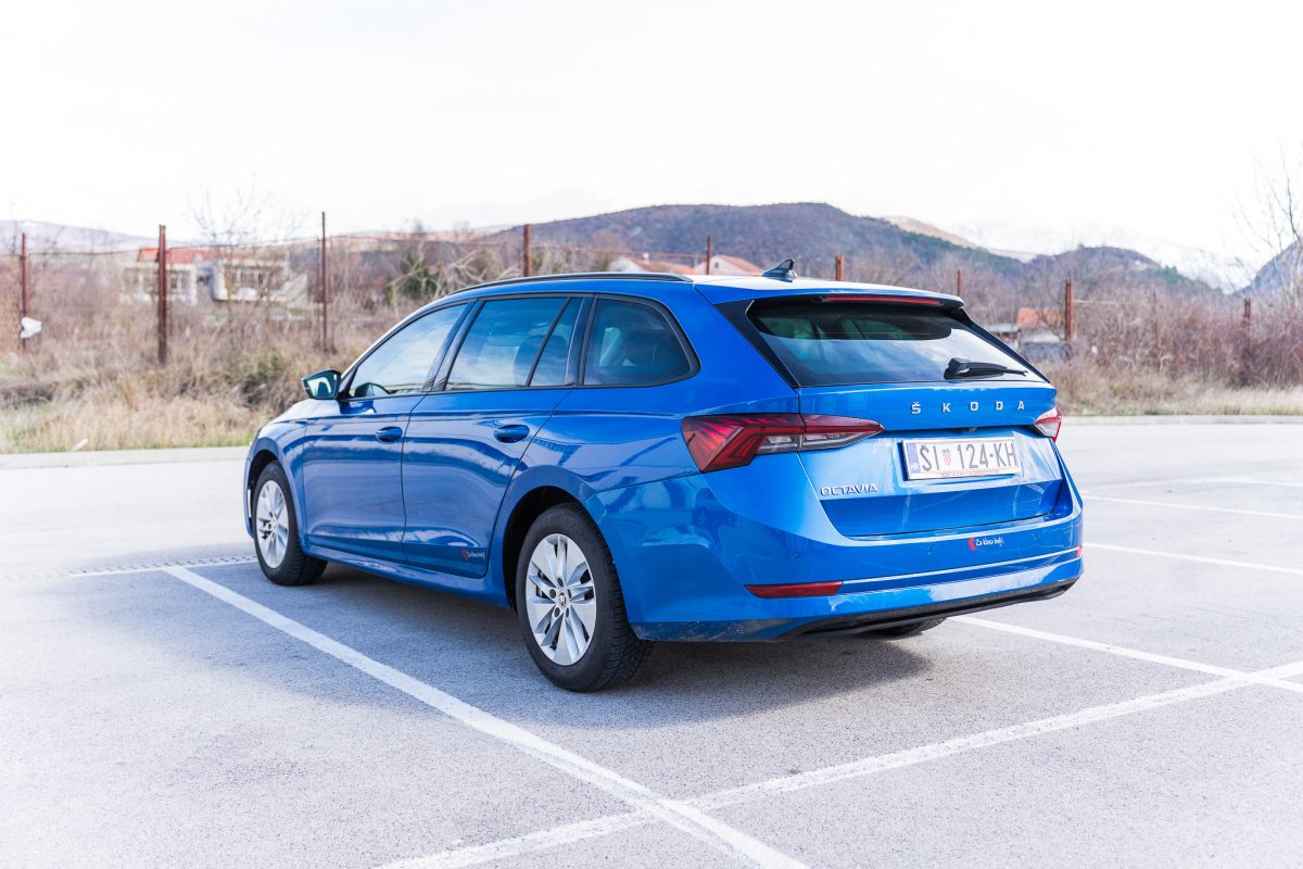 Skoda Octavia 2-4