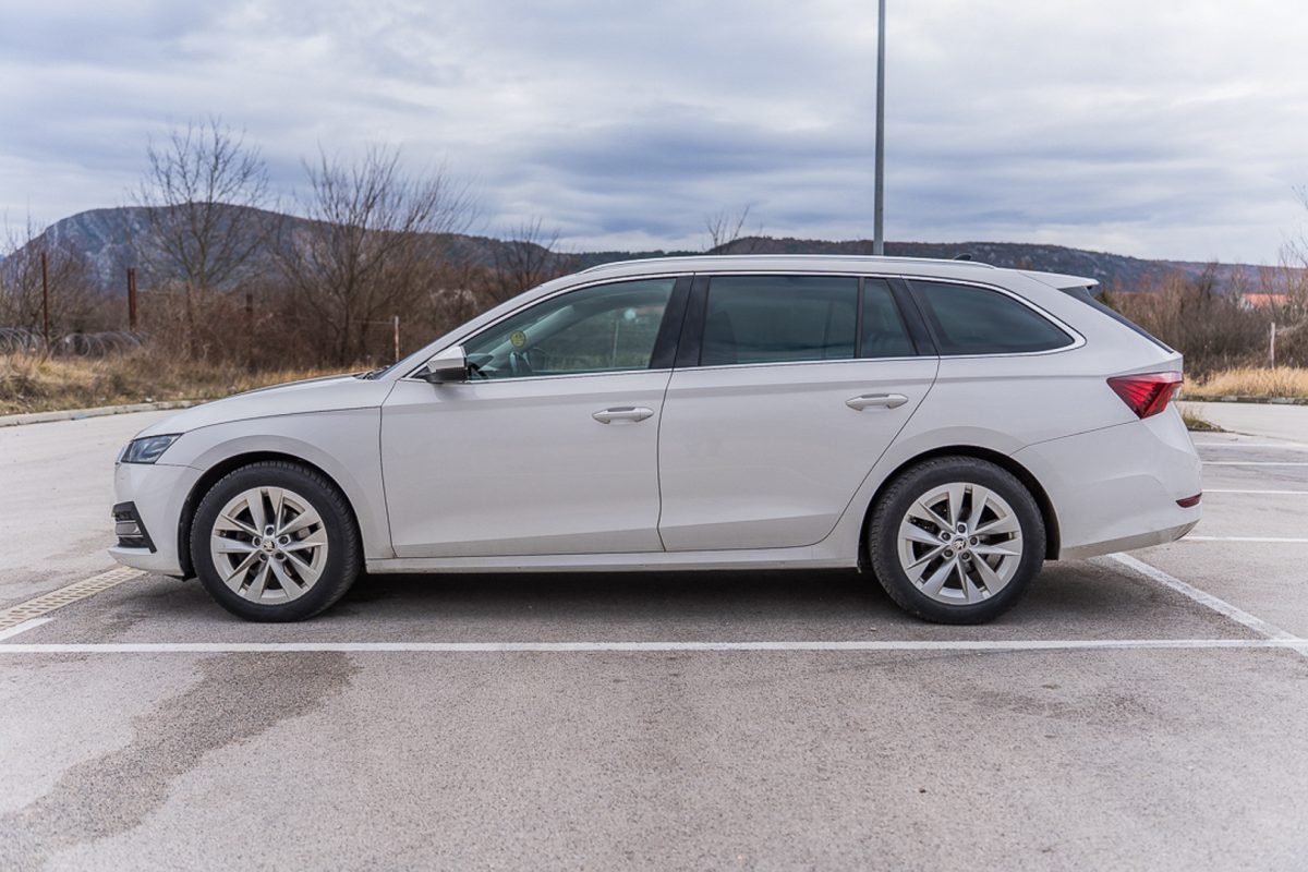 Škoda Octavia 4-2