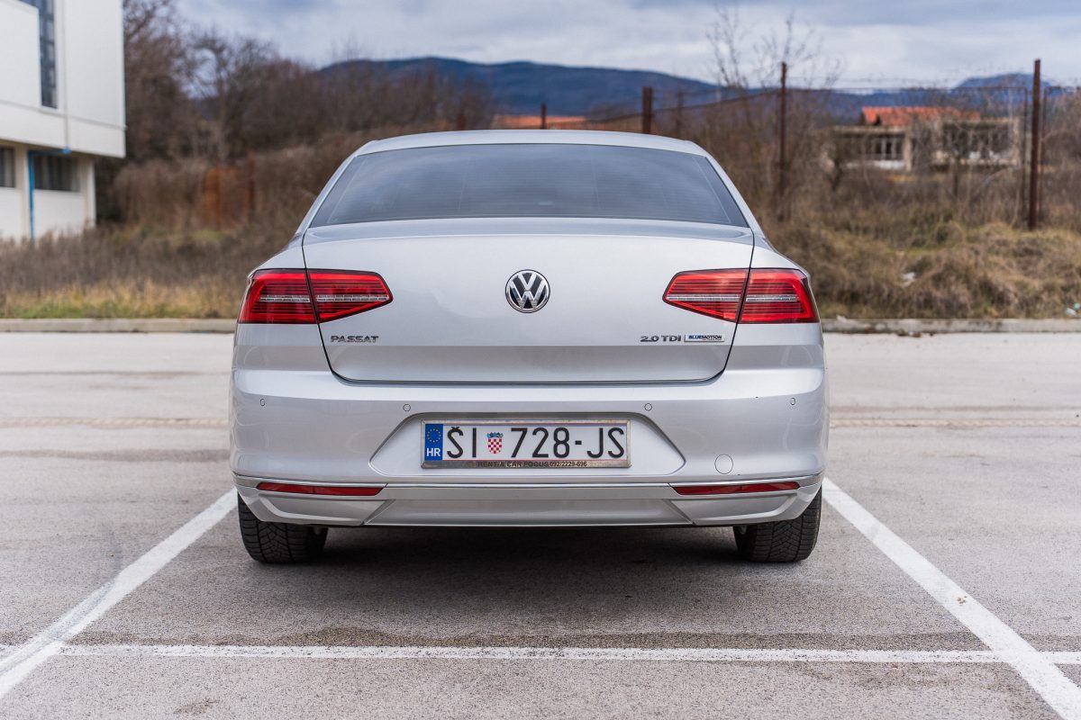 VW PASSAT B8 -5