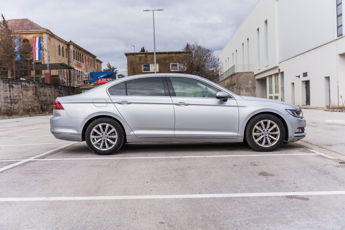 VW PASSAT B8 -7