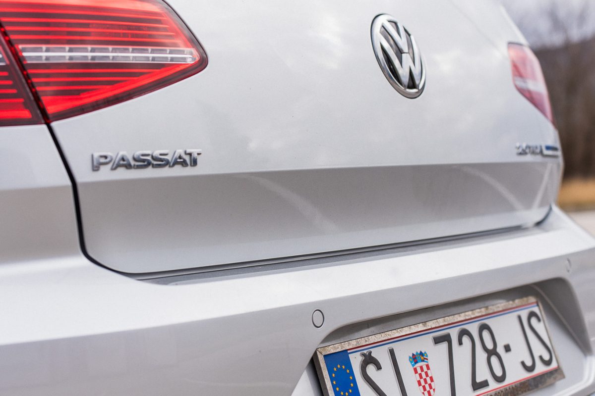 VW PASSAT B8 -8 (2)
