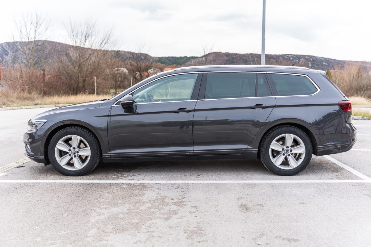 VW PASSAT B8.5 VARIANT-3