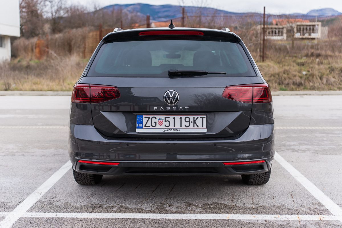 VW PASSAT B8.5 VARIANT-5